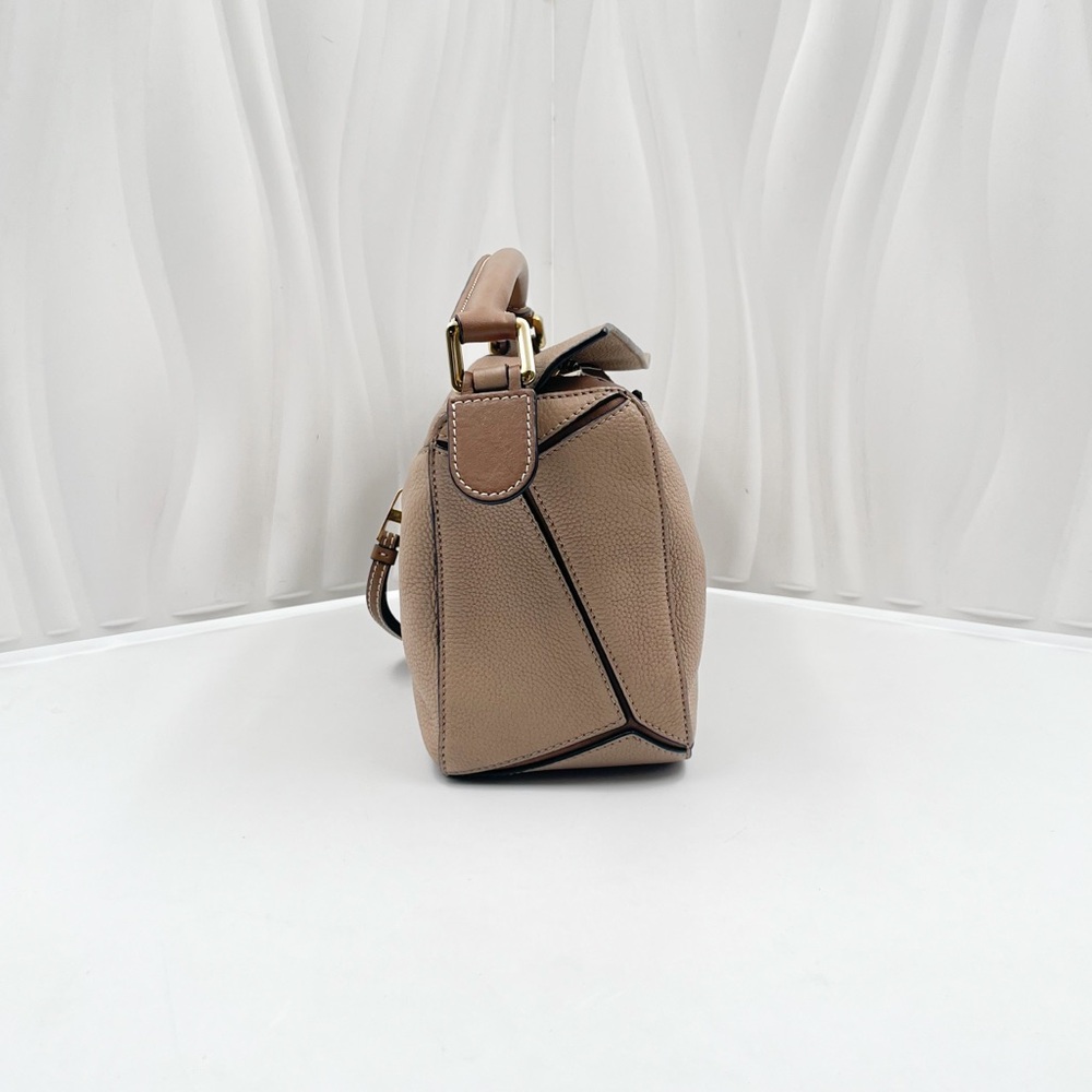LOEWE Puzzle Small Top Handle Bag Sand Grained Calfskin - Picture 2 of 14